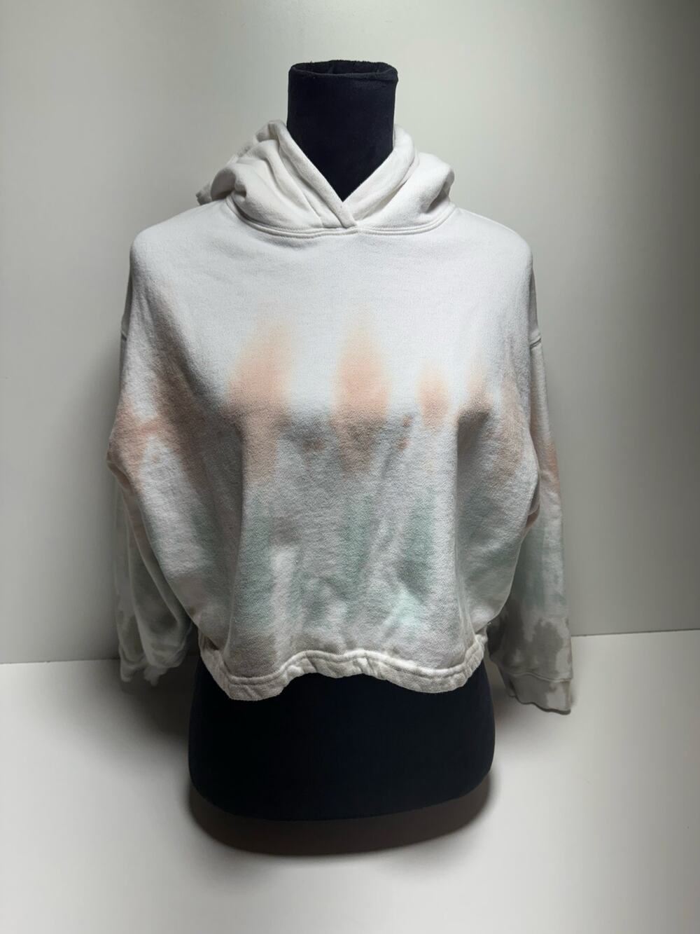 Southern Spirit Cropped Hoodie Sz Small Soft Tie Dye Cotton Candy